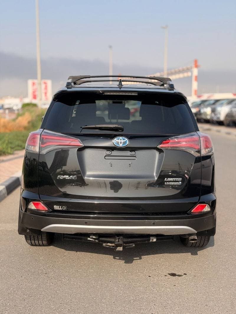 2016 Toyota RAV4 VXR thumbnail 4