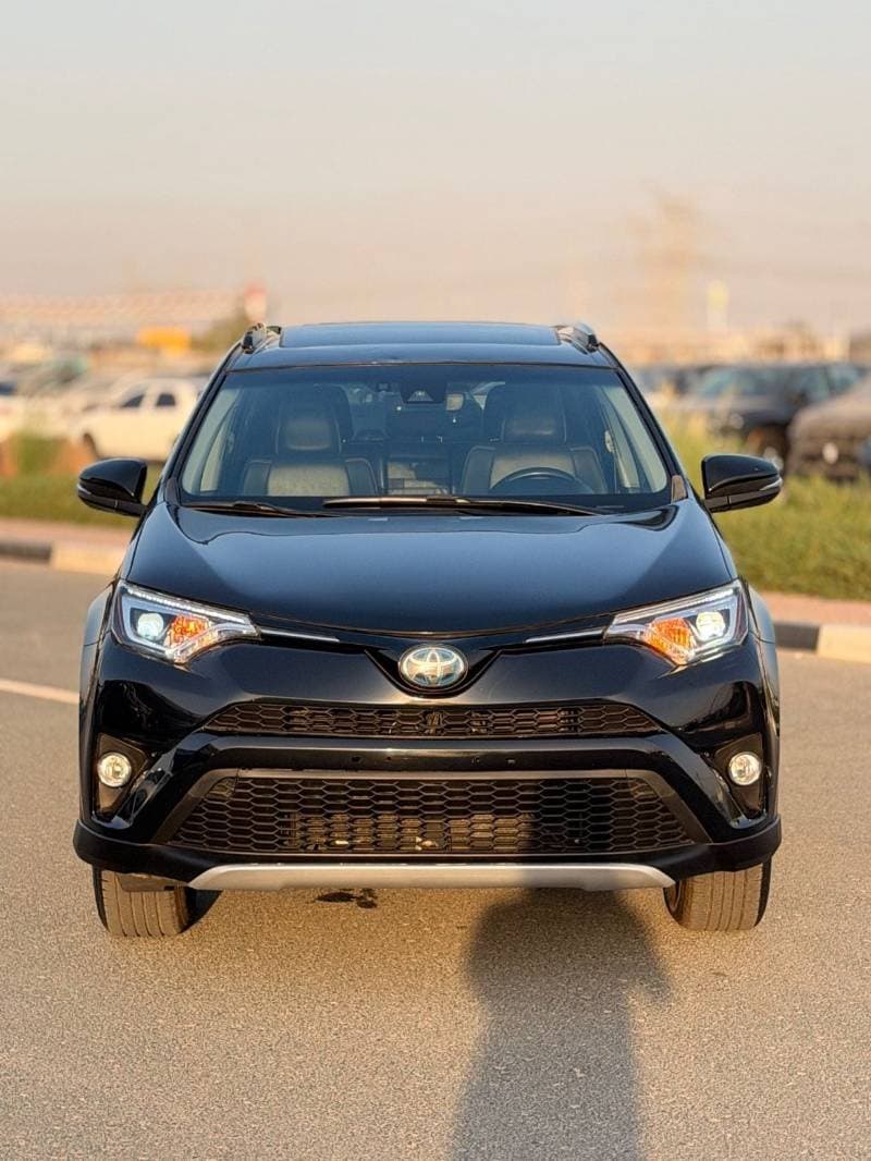 2016 Toyota RAV4 VXR thumbnail 2