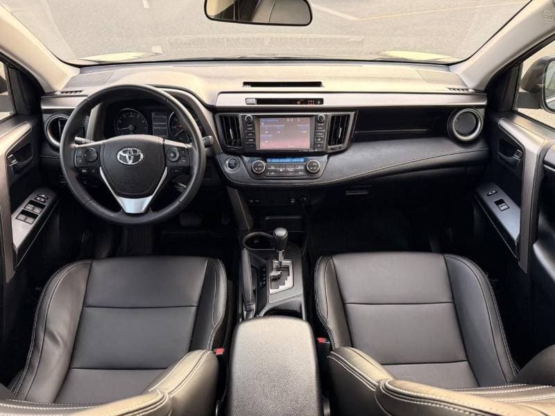 2018 Toyota RAV4 thumbnail 5