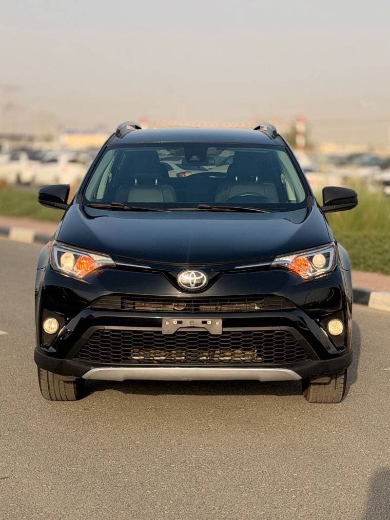 2017 Toyota RAV4 EX thumbnail 2