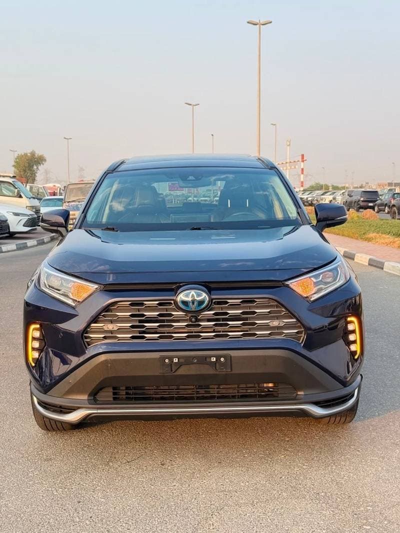 2021 Toyota RAV4 LTD HEV thumbnail 5
