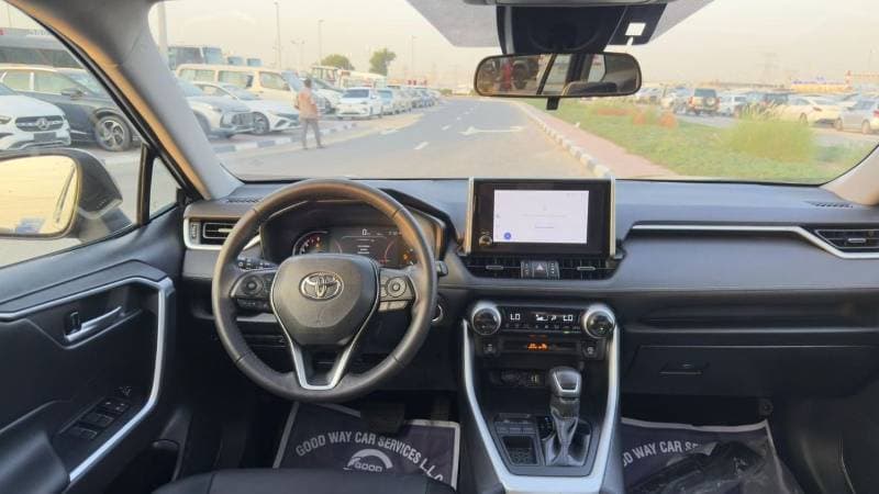 2023 Toyota RAV4 XLE thumbnail 5
