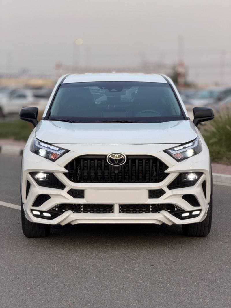 2023 Toyota RAV4 thumbnail 2