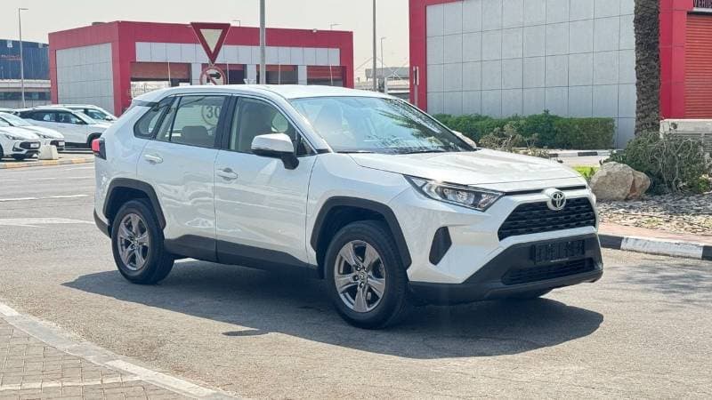 2024 Toyota RAV4 EXR thumbnail 3