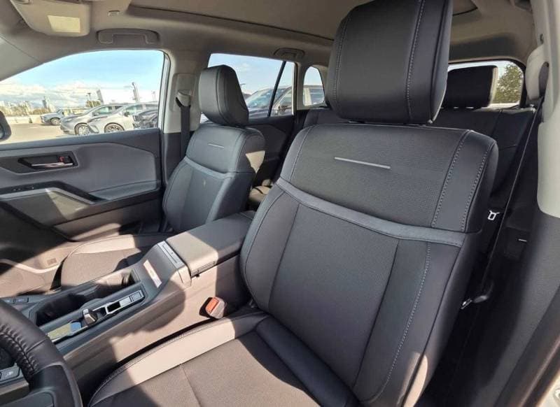 2026 Toyota RAV4 Limited hybrid thumbnail 8