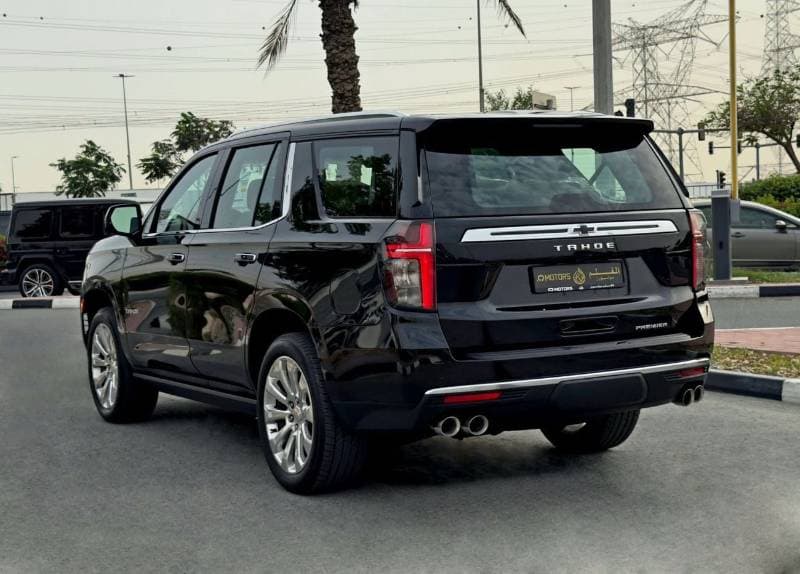2024 Chevrolet Tahoe PREMIER thumbnail 5