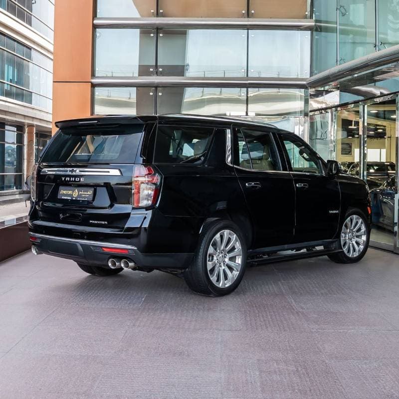 2024 Chevrolet Tahoe PREMIER thumbnail 5