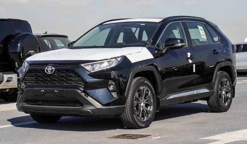 2023 Toyota RAV4 XLE HEV thumbnail 3