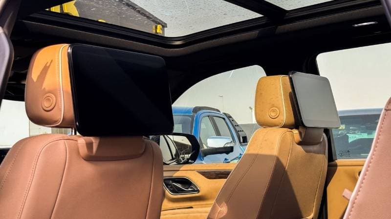 2023 Chevrolet Tahoe PREMIER thumbnail 6