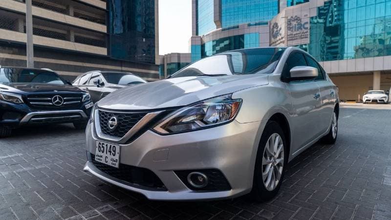 2019 Nissan Sentra S thumbnail 2