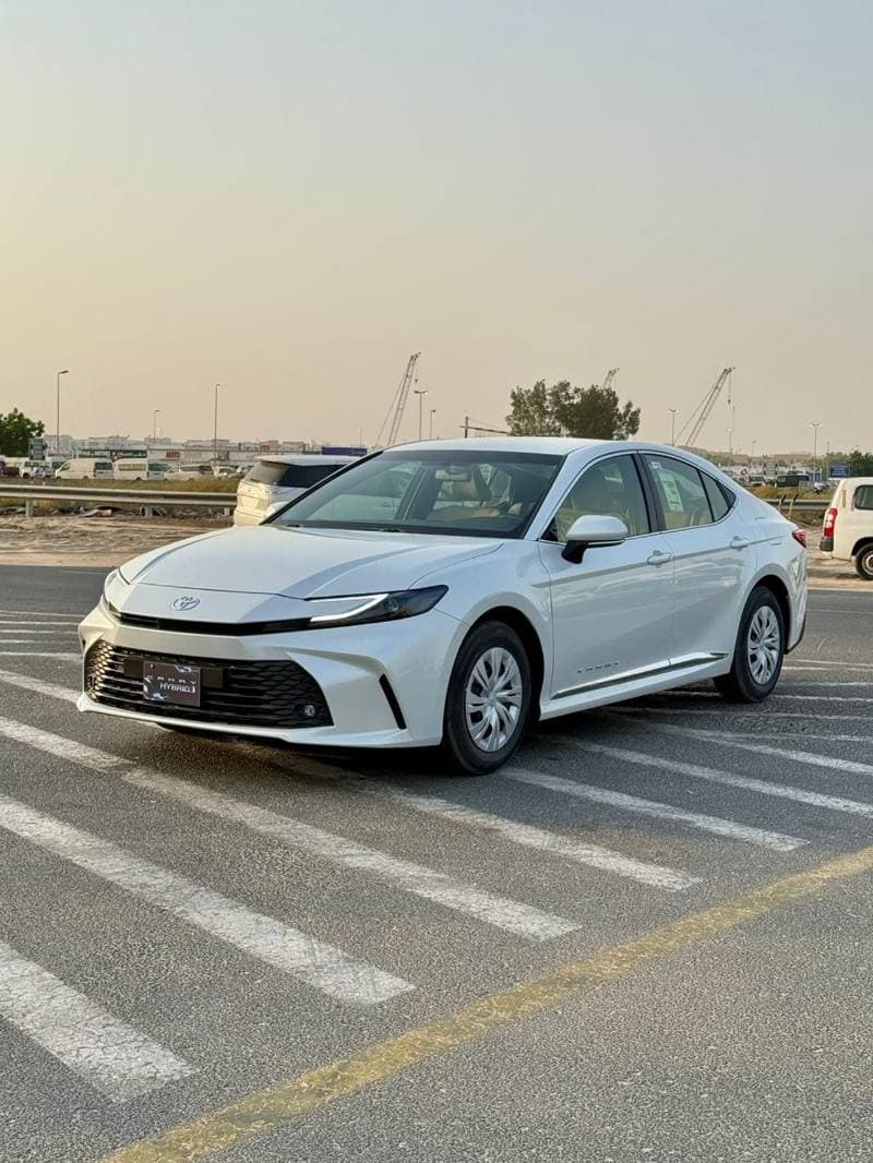 2026 Toyota Camry GLE HEV
