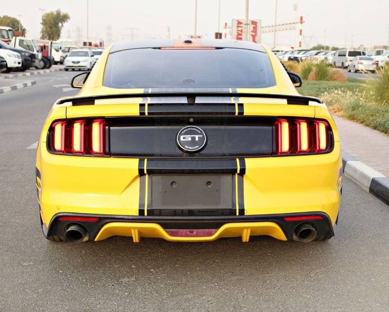 2017 Ford Mustang CALIFORNIA SPECIAL thumbnail 5