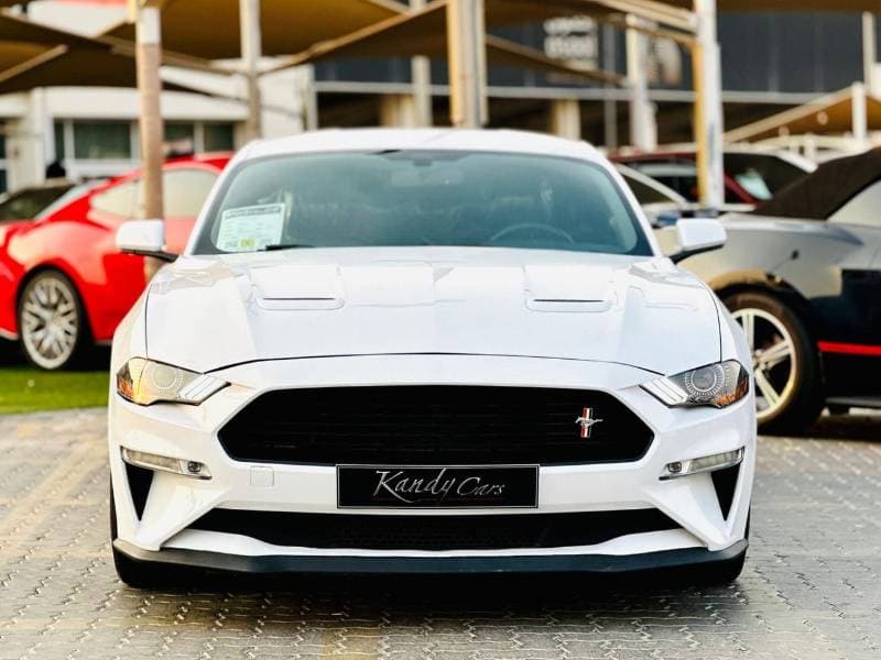 2017 Ford Mustang STANDARD thumbnail 2