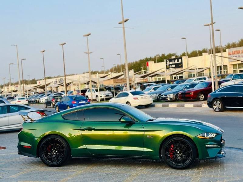 2022 Ford Mustang thumbnail 4