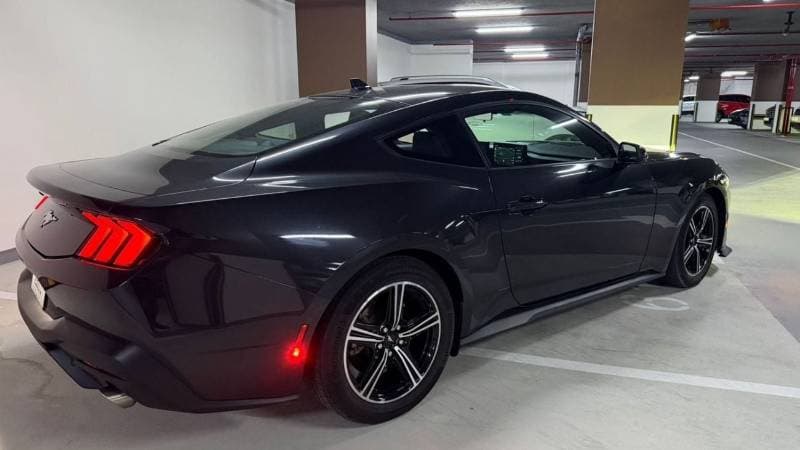 2024 Ford Mustang STANDARD thumbnail 5
