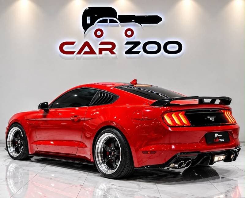2022 Ford Mustang thumbnail 3