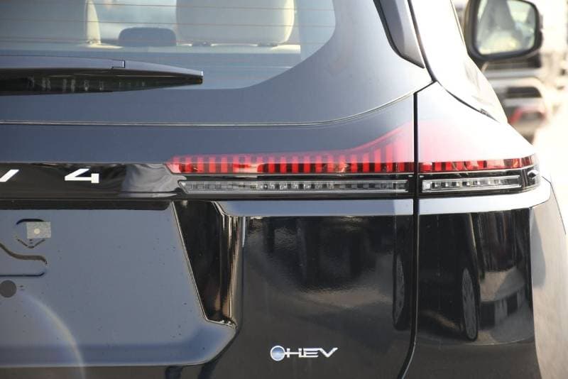 2026 Toyota RAV4 XLE HEV thumbnail 5