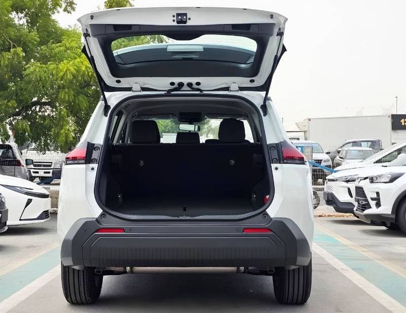 2026 Toyota RAV4 LE thumbnail 8