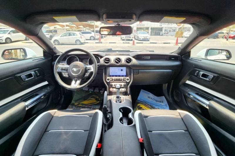 2020 Ford Mustang STANDARD thumbnail 8