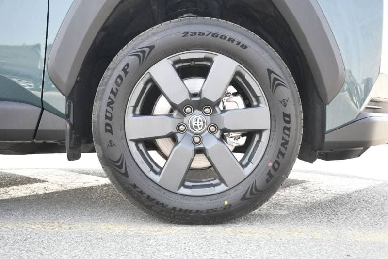 2026 Toyota RAV4 ADVENTURE thumbnail 7