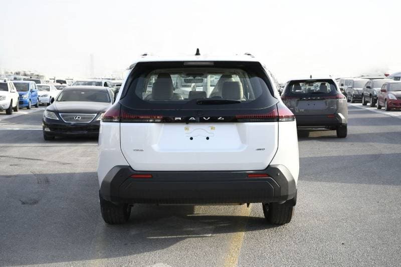 2026 Toyota RAV4 XLE thumbnail 6