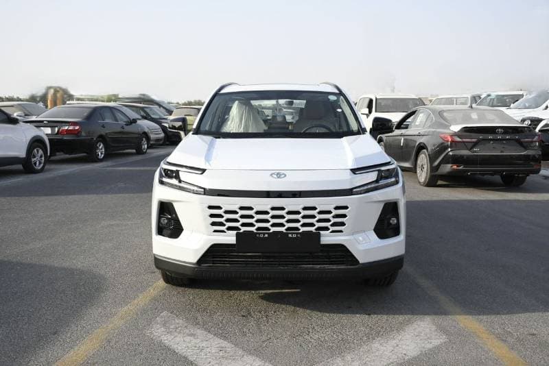 2026 Toyota RAV4 XLE thumbnail 3