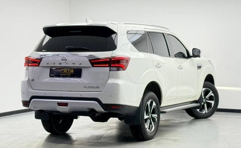 2022 Nissan X Terra PLATINUM thumbnail 6
