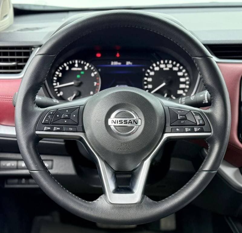 2022 Nissan X Terra PLATINUM thumbnail 7