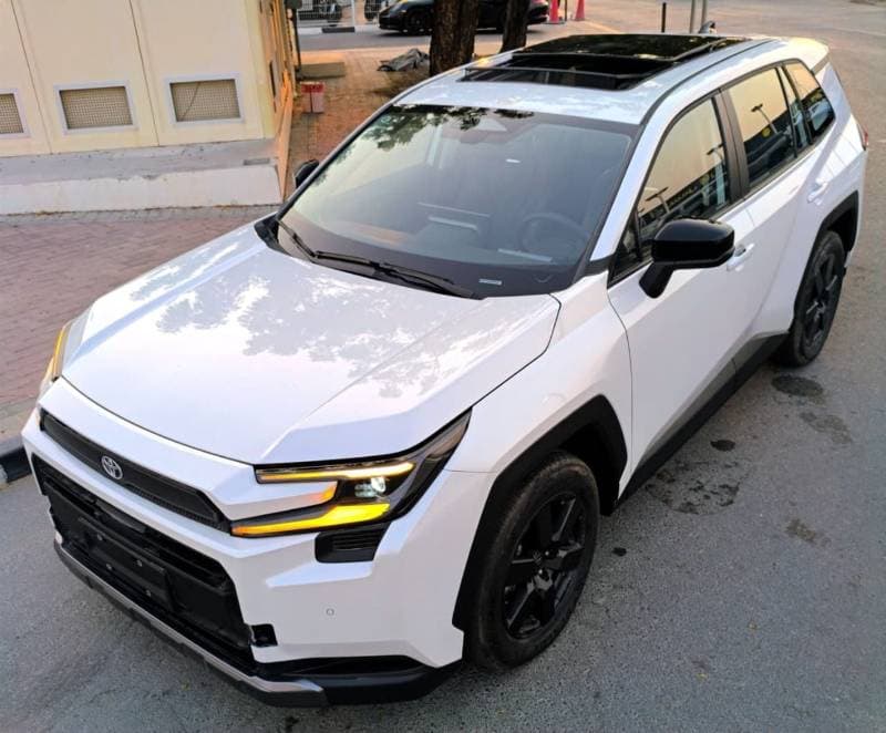 2026 Toyota RAV4 4WD Luxury thumbnail 2