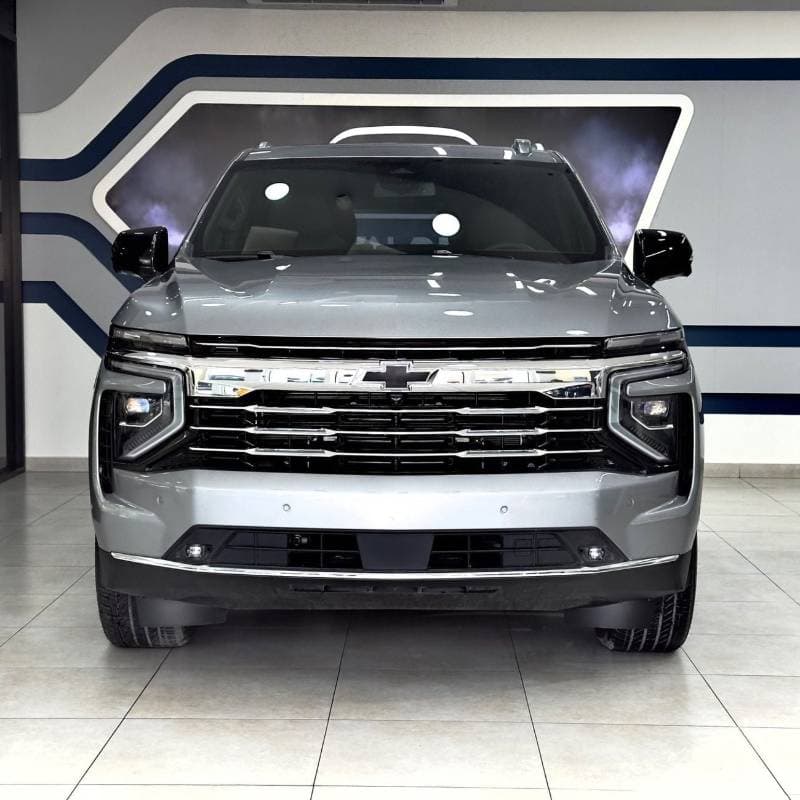 2025 Chevrolet Tahoe thumbnail 2