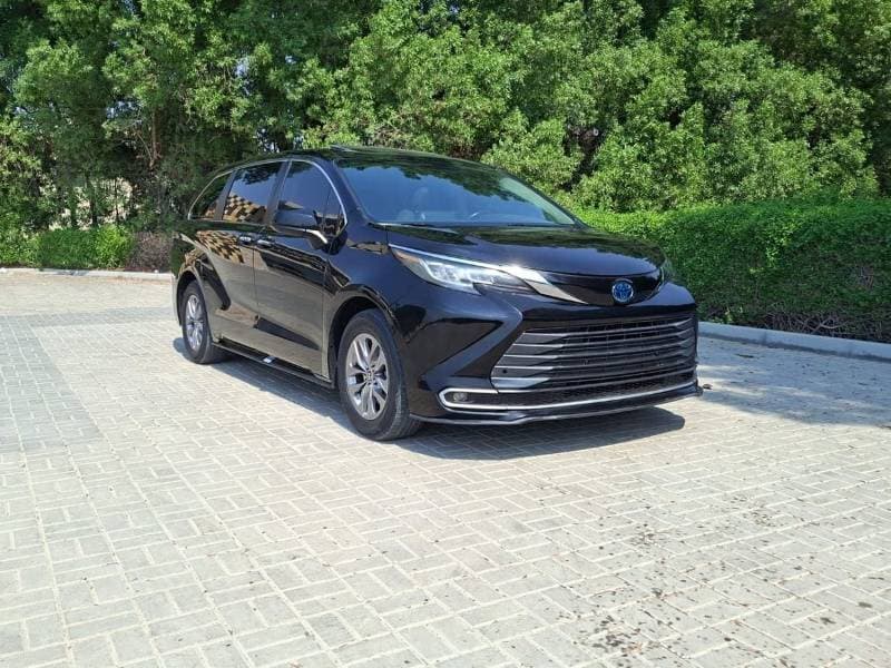 2022 Toyota Sienna XLE