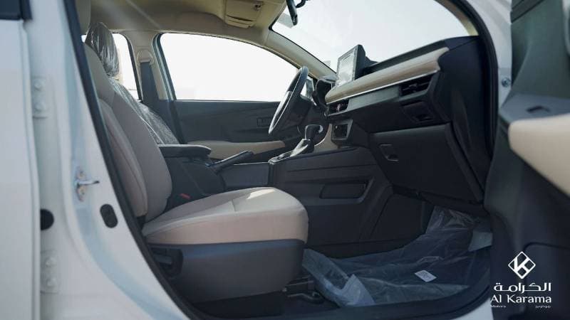 2026 Toyota Yaris E thumbnail 8