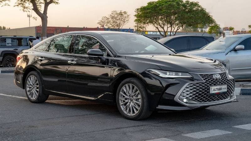 2026 Toyota Avalon XLE thumbnail 3