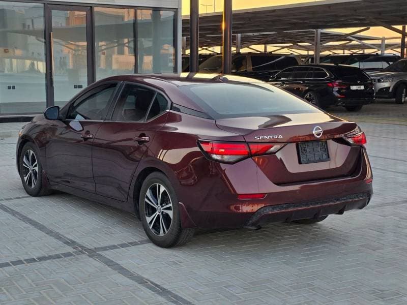 2020 Nissan Sentra S thumbnail 3