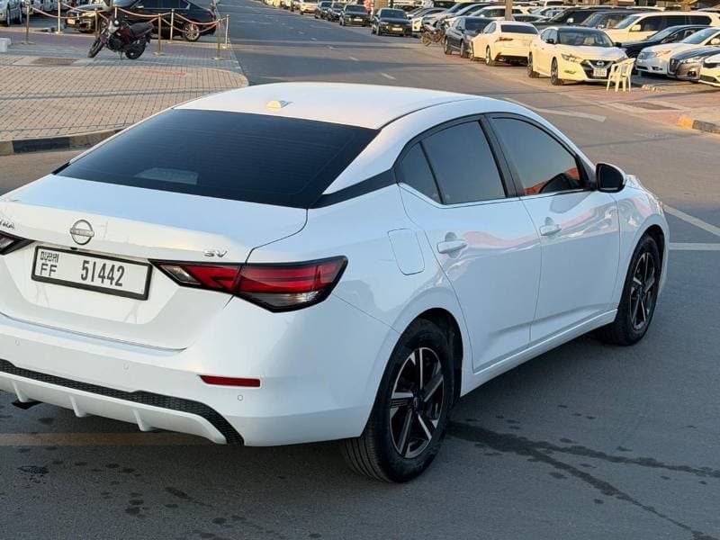 2024 Nissan Sentra SV thumbnail 6