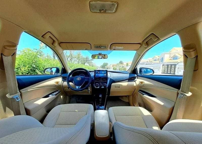 2022 Toyota Yaris E thumbnail 6