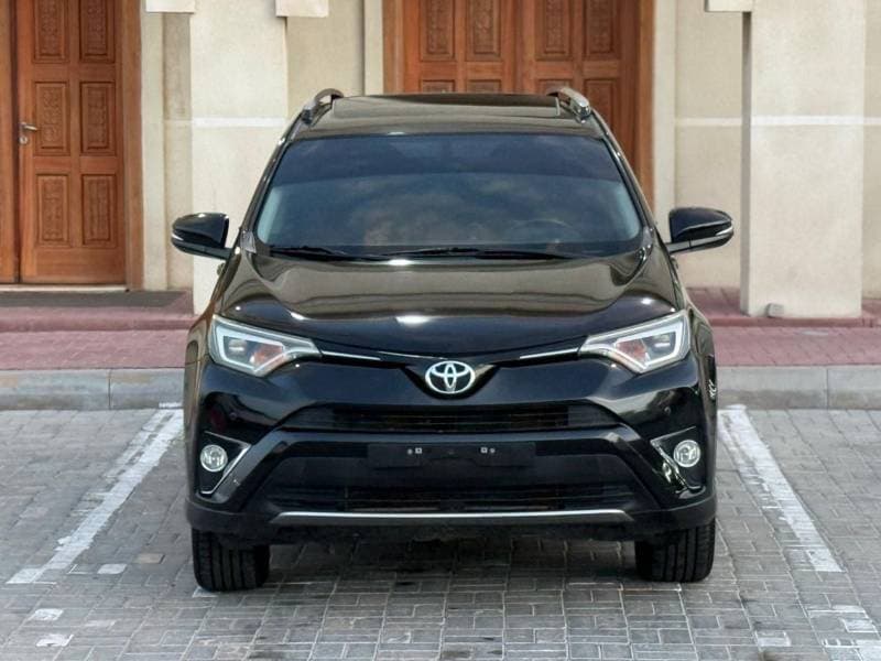 2017 Toyota RAV4 thumbnail 7