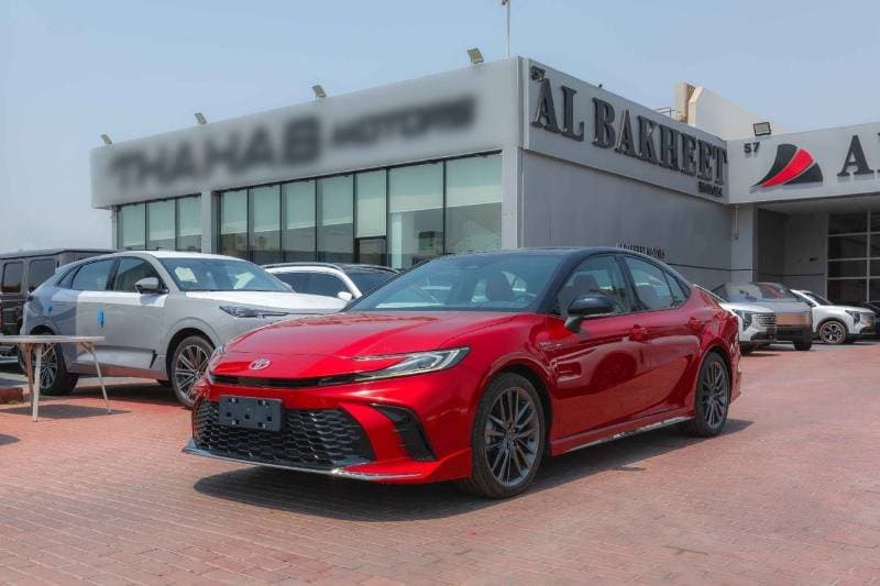 2024 Toyota Camry GLE HEV thumbnail 3