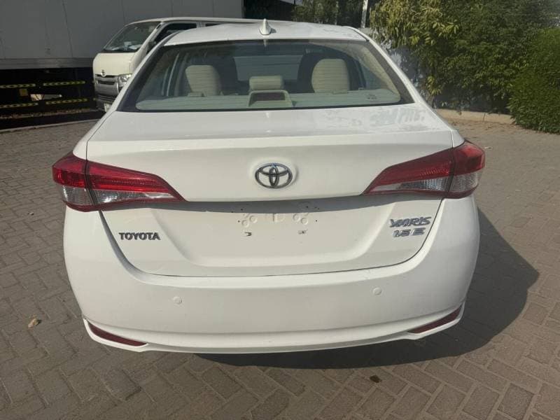 2019 Toyota Yaris SE thumbnail 5