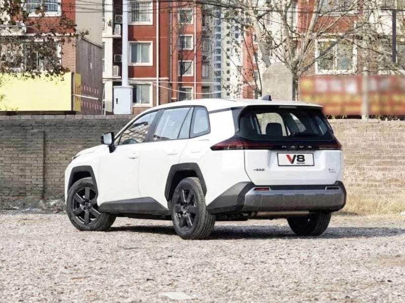 2026 Toyota RAV4 VXR HEV thumbnail 3