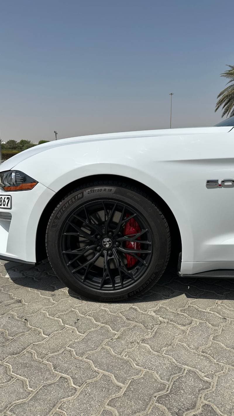2023 Ford Mustang GT PREMIUM thumbnail 4