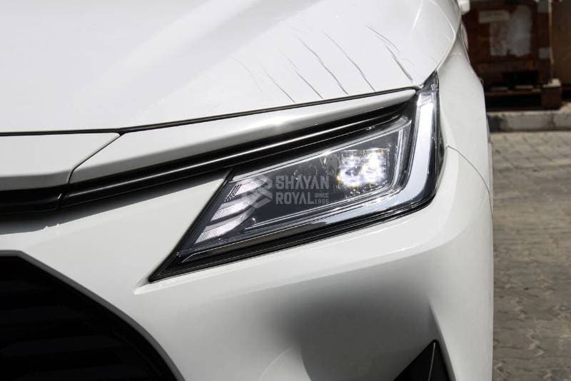 2026 Toyota Yaris E thumbnail 7