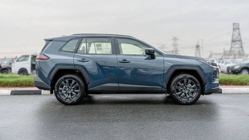 2026 Toyota RAV4 XLE thumbnail 2