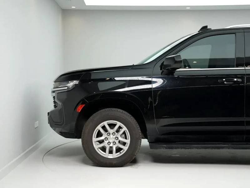 2021 Chevrolet Tahoe LT thumbnail 4