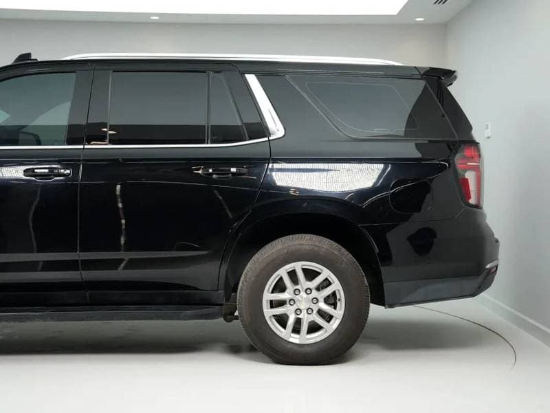2021 Chevrolet Tahoe LT thumbnail 5