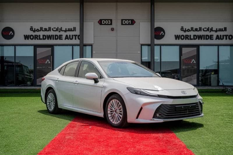 2025 Toyota Camry GLE HEV