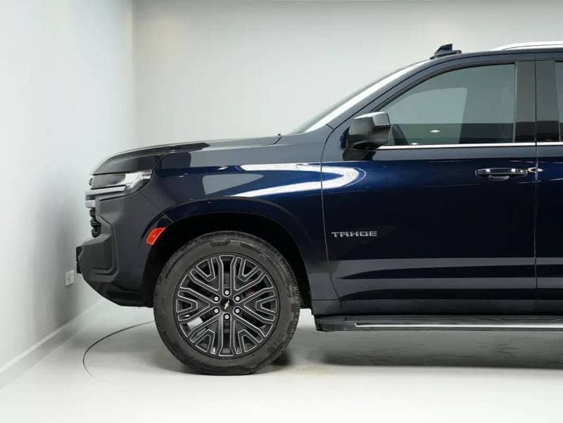 2021 Chevrolet Tahoe LT thumbnail 4