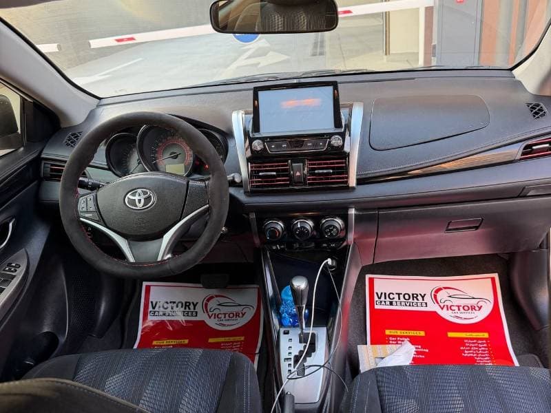2016 Toyota Yaris SPORT thumbnail 6