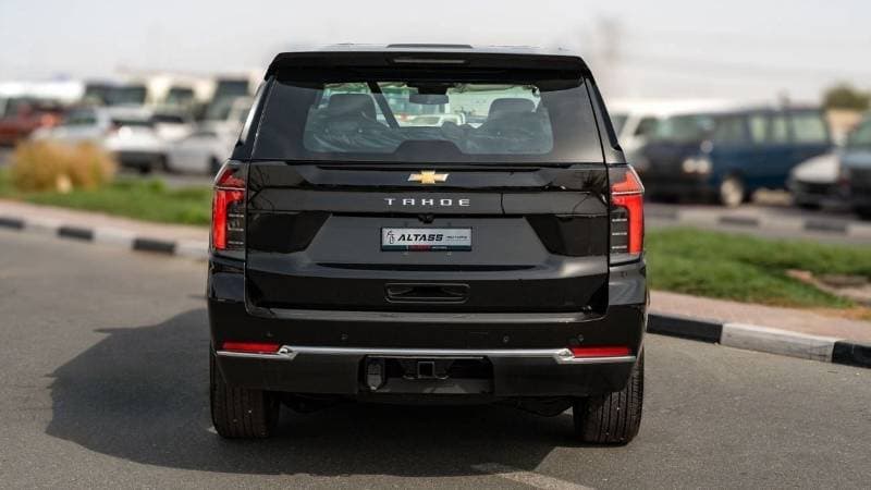 2026 Chevrolet Tahoe LS thumbnail 4
