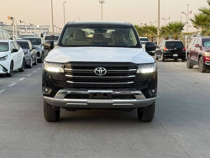 2026 Toyota Land Cruiser thumbnail 2